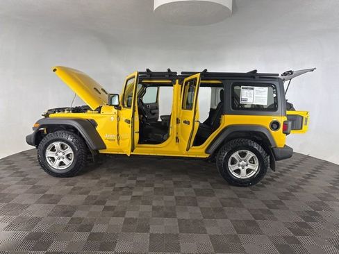Used 2021 Jeep Wrangler Unlimited Sport image 9