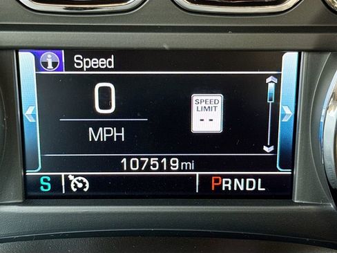 Used 2019 Chevrolet Suburban LT image 11