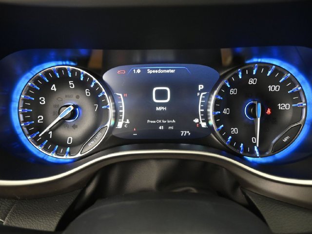New 2025 Chrysler Pacifica Select w/ Uconnect Theater Family Group AWD/4WD image 36