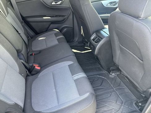 Certified 2024 Chevrolet Blazer LT w/ Convenience Package FWD image 25