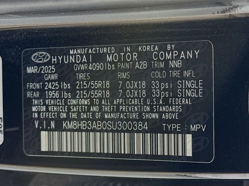 Certified 2025 Hyundai Kona SEL image 33