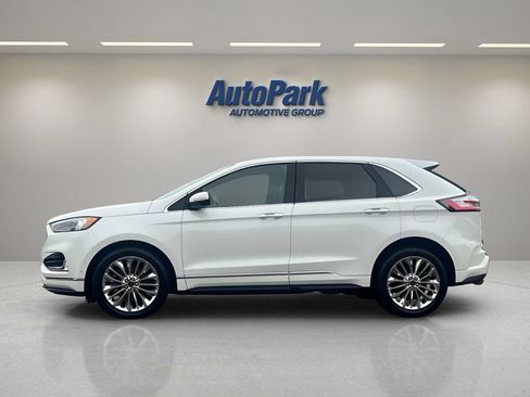 Used 2022 Ford Edge Titanium w/ Equipment Group 301A AWD/4WD image 4