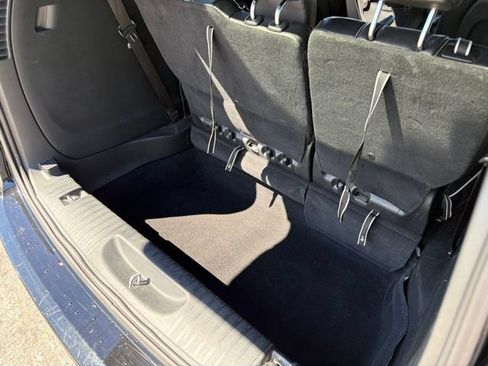 Used 2025 Chrysler Pacifica Limited FWD image 17