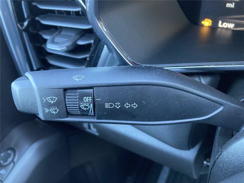 New 2026 GMC Canyon Elevation w/ Convenience Package RWD image 23