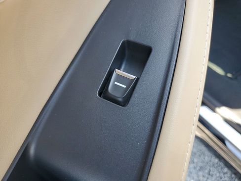 Certified 2023 Acura MDX SH-AWD w/ Advance Package image 17