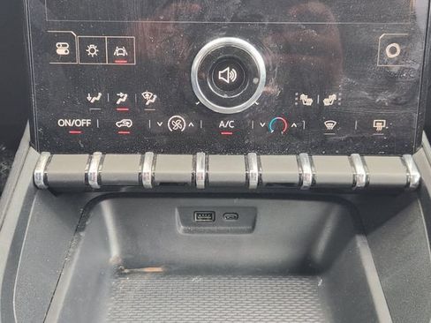 Used 2025 GMC Terrain Elevation AWD/4WD image 16