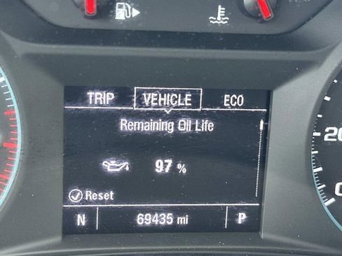 Used 2023 Chevrolet Malibu LT image 22