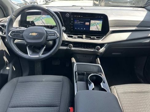 Used 2025 Chevrolet Equinox LT image 15