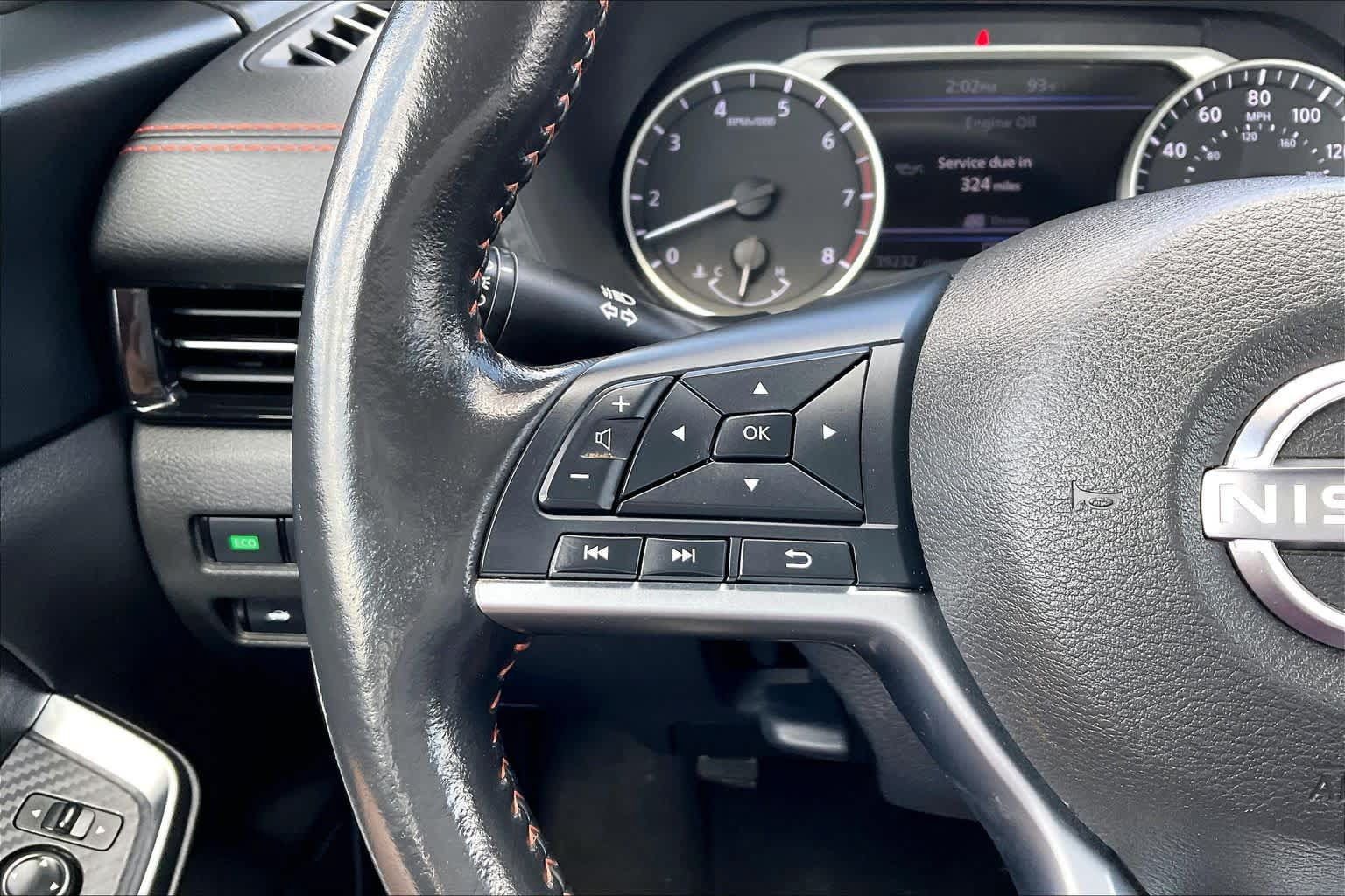 Used 2025 Nissan Sentra SR w/ SR Premium Package FWD image 23