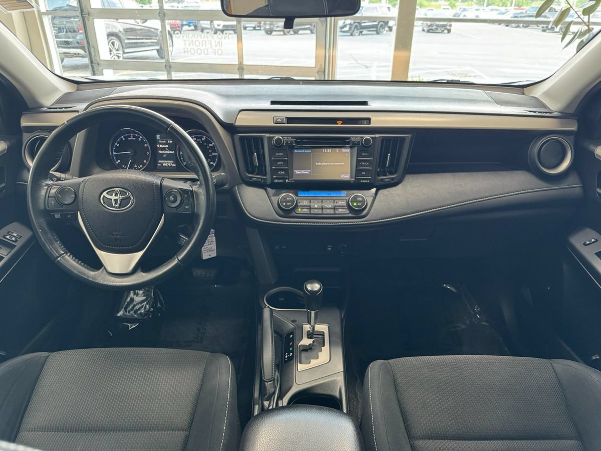Used 2016 Toyota RAV4 XLE AWD/4WD image 19