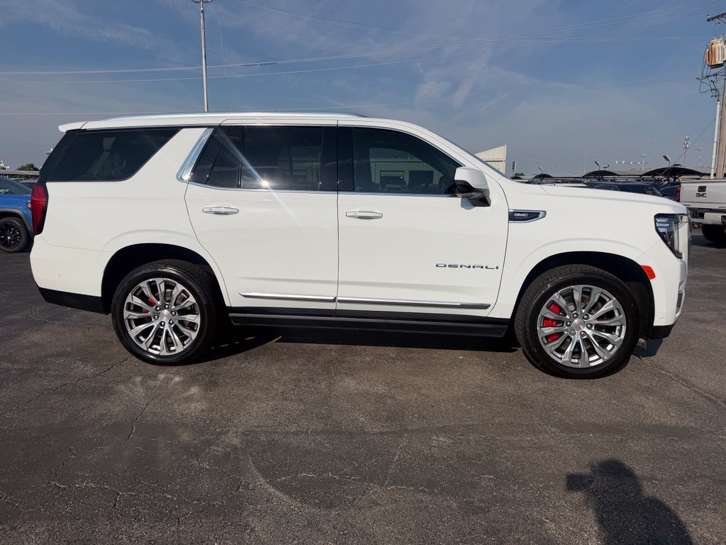 Used 2024 GMC Yukon Denali w/ Denali Reserve Package AWD/4WD image 4