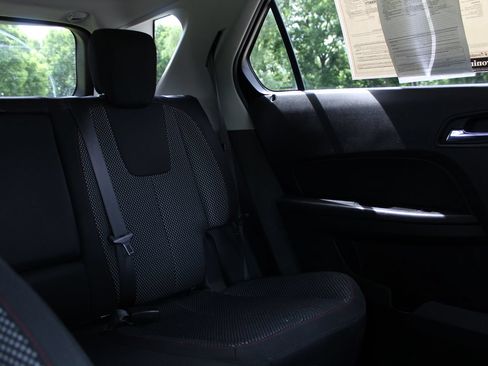 Used 2017 Chevrolet Equinox LT w/ Convenience Package FWD image 14