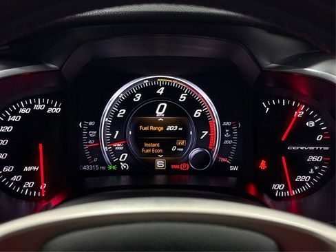 Used 2014 Chevrolet Corvette Stingray Coupe w/ 2LT Preferred Equipment Group image 15