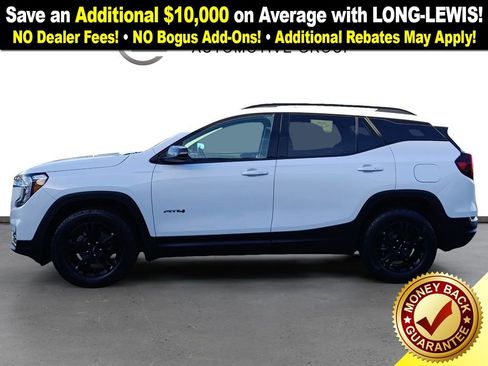 Used 2022 GMC Terrain AT4 w/ Infotainment Package II image 2