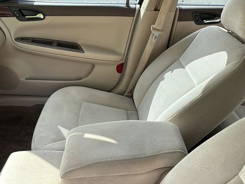 Used 2007 Chevrolet Impala LT image 25