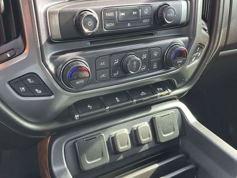 Used 2018 Chevrolet Silverado 1500 LTZ w/ High Desert Package image 21