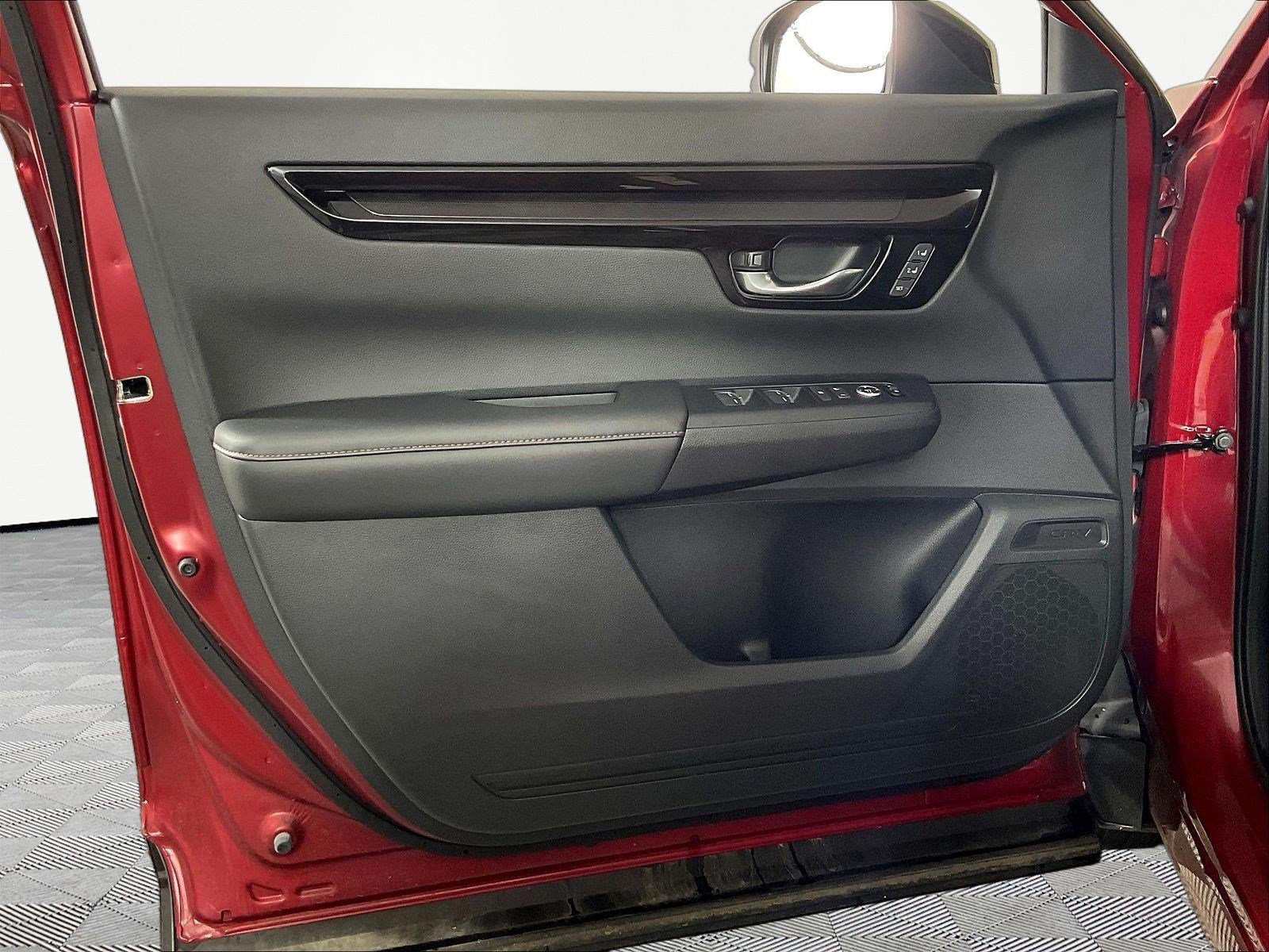 Used 2025 Honda CR-V Sport Touring image 20