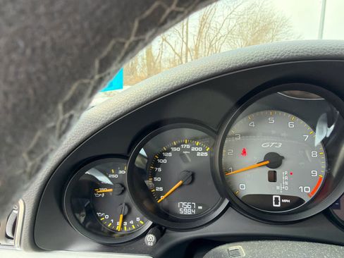 Used 2015 Porsche 911 GT3 image 14