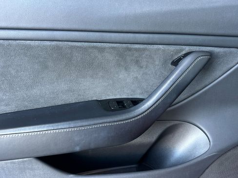 Used 2018 Tesla Model 3 Long Range image 12