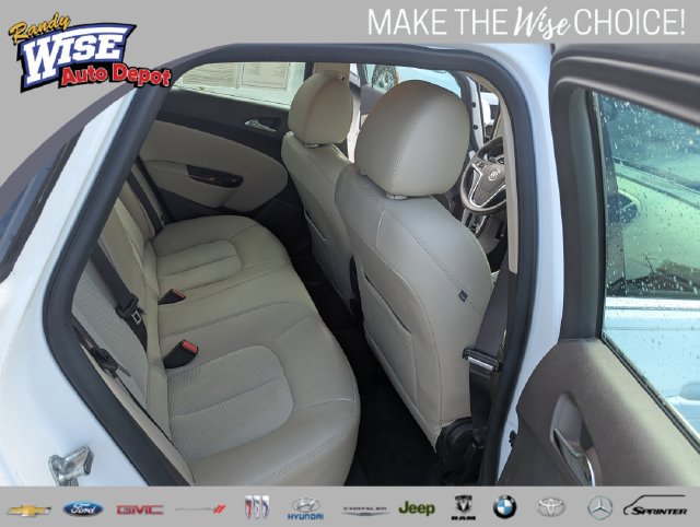 Used 2015 Buick Verano FWD image 19