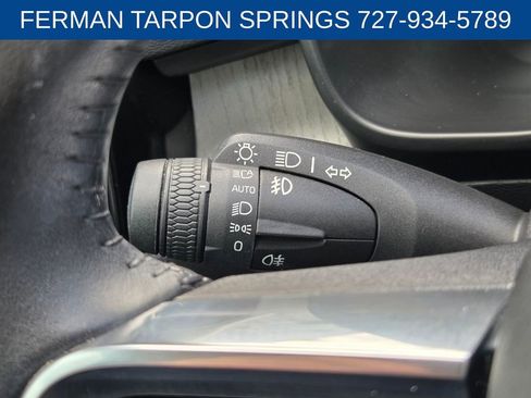 Used 2021 Volvo XC40 T5 Inscription w/ Advanced Package image 32