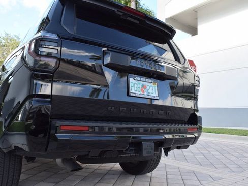 Used 2025 Toyota 4Runner TRD Sport Premium AWD/4WD image 19