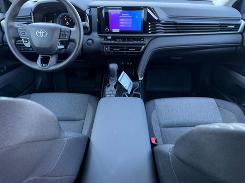 New 2026 Toyota Camry LE image 7