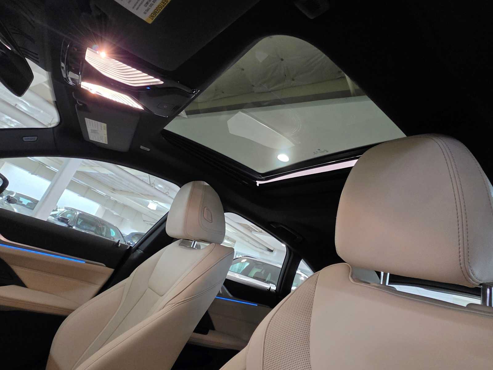 Used 2023 BMW i4 eDrive35 RWD image 22