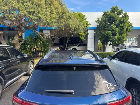 Used 2022 Buick Envision Essence w/ Technology Package I image 5