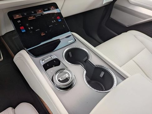 New 2026 Cadillac Vistiq Sport AWD/4WD image 8