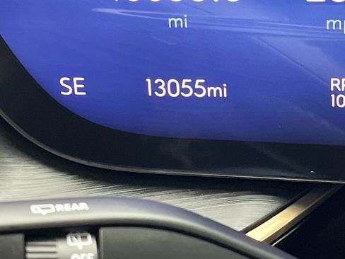 Certified 2024 Buick Envision Avenir image 18