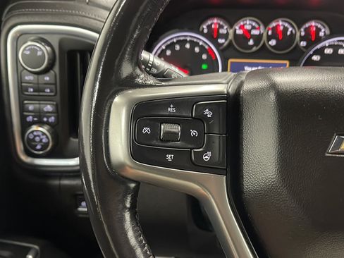 Used 2019 Chevrolet Silverado 1500 LTZ AWD/4WD image 6