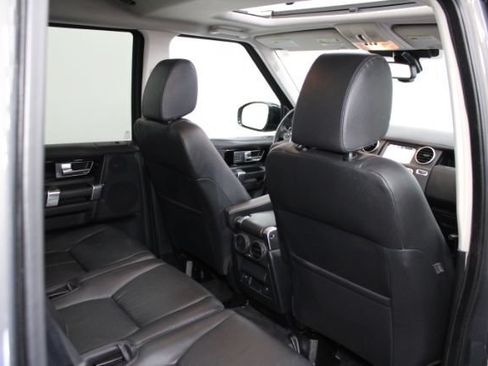 Used 2016 Land Rover LR4 HSE LUX AWD/4WD image 30