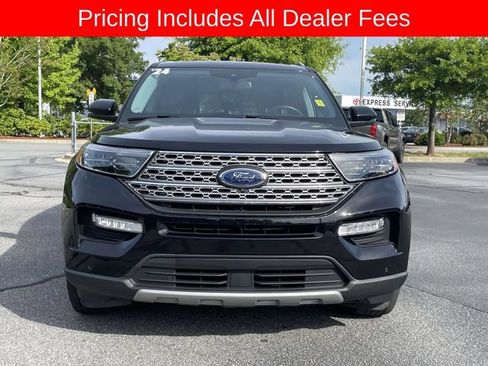 Used 2021 Ford Explorer Limited w/ Equipment Group 301A AWD/4WD image 8