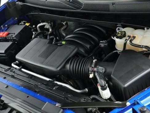 Used 2023 Chevrolet Silverado 1500 RST AWD/4WD image 9