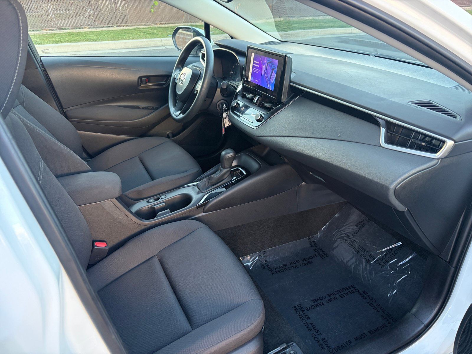 Used 2024 Toyota Corolla LE FWD image 28