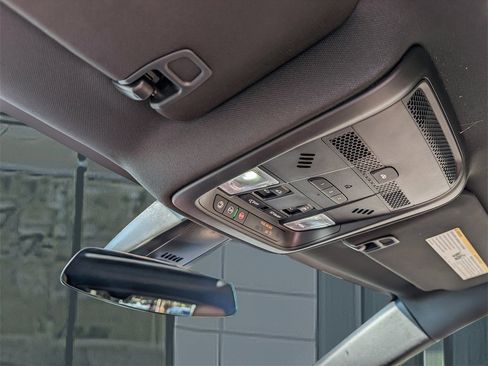 New 2025 Cadillac XT5 Premium Luxury image 35