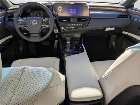 New 2025 Lexus ES 350 w/ Premium Package image 13