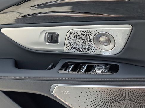New 2026 Lincoln Nautilus Reserve AWD/4WD image 23
