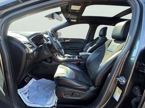 Used 2020 Ford Edge ST w/ Cold Weather Package image 25