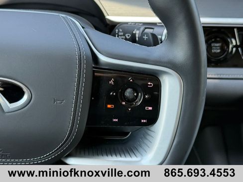 Used 2025 INFINITI QX80 Sensory AWD/4WD image 25