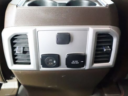 Used 2022 Ford F350 King Ranch w/ King Ranch Ultimate Package AWD/4WD image 37