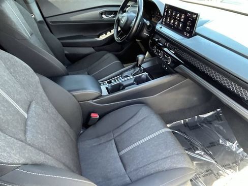 Used 2024 Honda Accord Sport image 12
