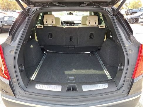 Used 2018 Cadillac XT5 Luxury w/ Driver Awareness Package image 24