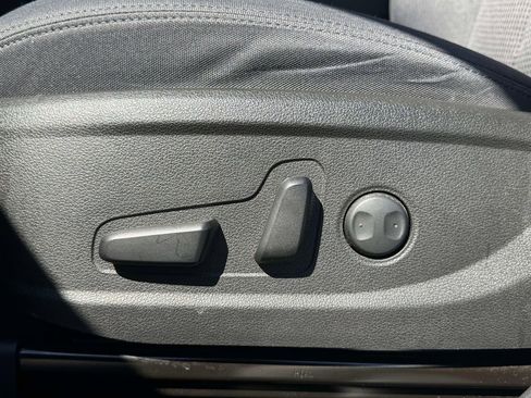 Used 2022 Hyundai Santa Fe SEL image 16