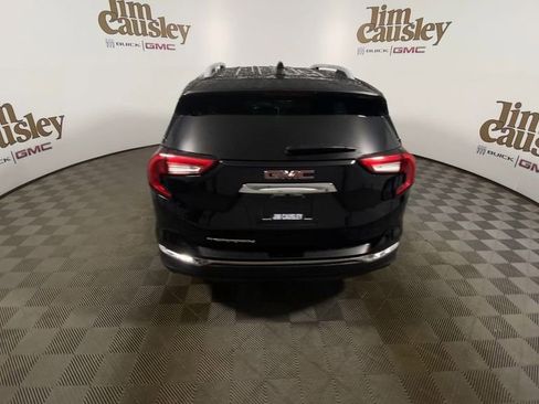 Used 2023 GMC Terrain SLT image 7