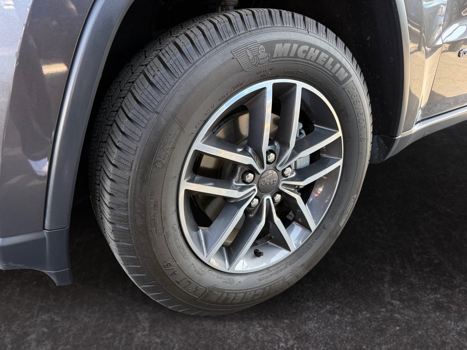 Used 2019 Jeep Grand Cherokee Limited RWD image 14