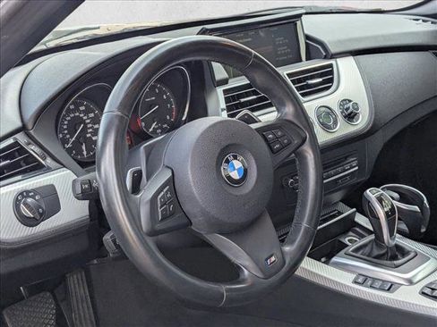 Used 2016 BMW Z4 sDrive35i image 10