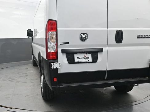 Used 2023 RAM ProMaster 2500 FWD image 5