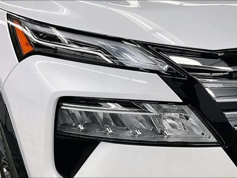 New 2026 Nissan Rogue Platinum w/ Platinum Premium Package image 14